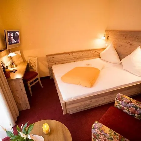 Hotel Am Kamin Kaufbeuren